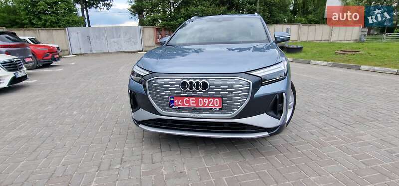 Внедорожник / Кроссовер Audi Q4 e-tron 2023 в Тернополе