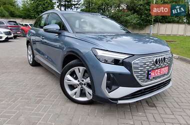 Позашляховик / Кросовер Audi Q4 e-tron 2023 в 