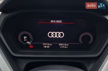 Позашляховик / Кросовер Audi Q4 e-tron 2023 в 
