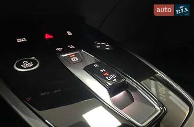 Внедорожник / Кроссовер Audi Q4 e-tron 2025 в 