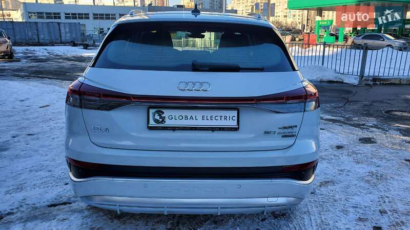 Внедорожник / Кроссовер Audi Q4 e-tron 2023 в Киеве