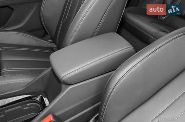 Внедорожник / Кроссовер Audi Q4 e-tron 2025 в 