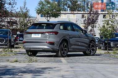 Внедорожник / Кроссовер Audi Q4 e-tron 2025 в 
