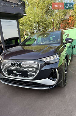 Внедорожник / Кроссовер Audi Q4 e-tron 2024 в Киеве