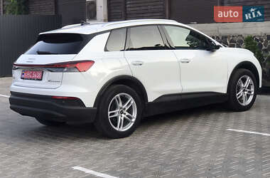 Внедорожник / Кроссовер Audi Q4 e-tron 2023 в 