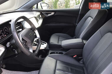 Внедорожник / Кроссовер Audi Q4 e-tron 2023 в 