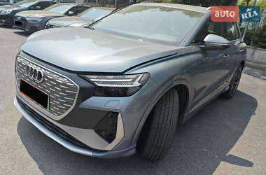 Позашляховик / Кросовер Audi Q4 e-tron 2023 в Києві