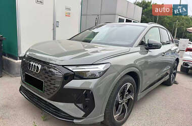 Позашляховик / Кросовер Audi Q4 e-tron 2023 в Києві