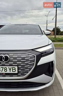Внедорожник / Кроссовер Audi Q4 e-tron 2023 в 