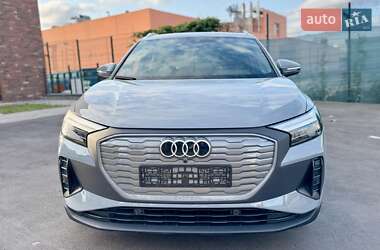 Внедорожник / Кроссовер Audi Q4 e-tron 2022 в 