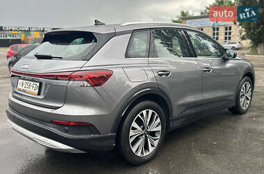 Внедорожник / Кроссовер Audi Q4 e-tron 2021 в 