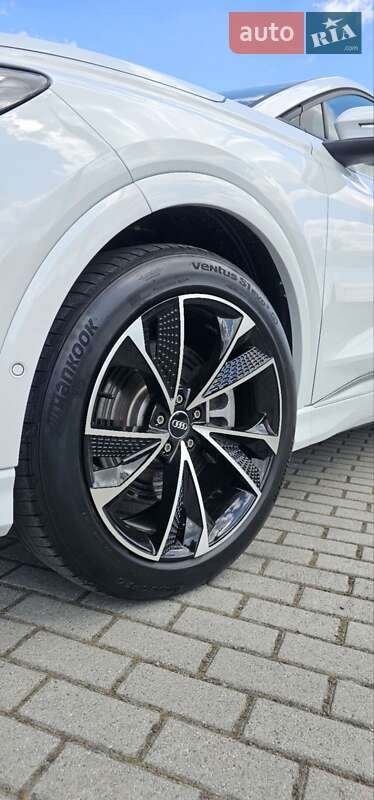 Внедорожник / Кроссовер Audi Q4 e-tron 2022 в Львове