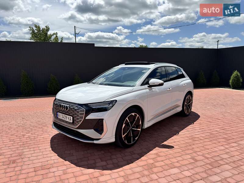 Внедорожник / Кроссовер Audi Q4 e-tron 2022 в Жашкове