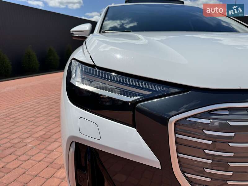 Внедорожник / Кроссовер Audi Q4 e-tron 2022 в Жашкове
