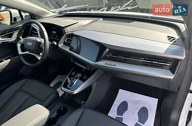 Внедорожник / Кроссовер Audi Q4 e-tron 2024 в 