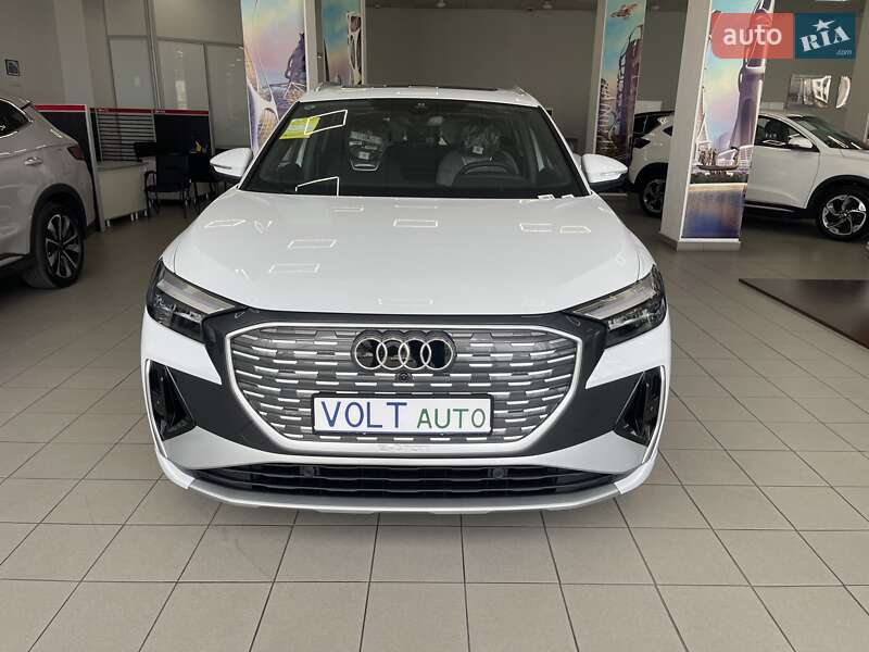 Позашляховик / Кросовер Audi Q4 e-tron 2025 в Львові