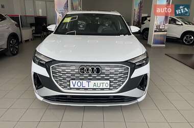 Внедорожник / Кроссовер Audi Q4 e-tron 2025 в 