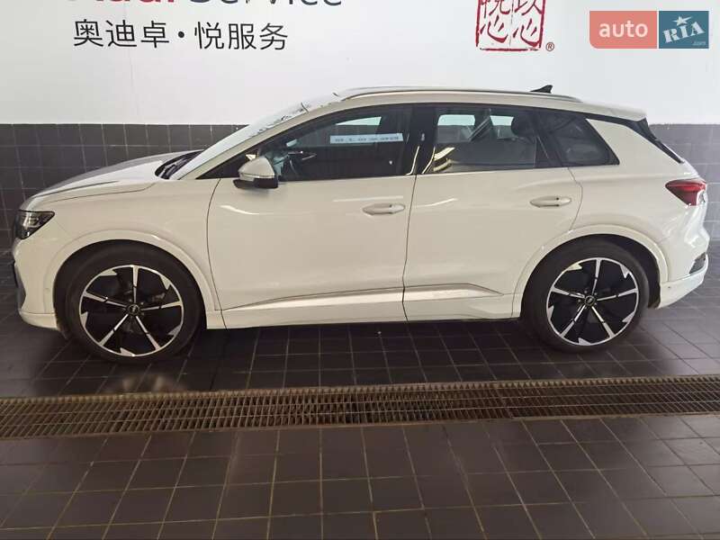 Внедорожник / Кроссовер Audi Q4 e-tron 2023 в Киеве