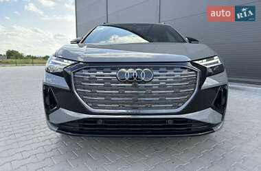 Внедорожник / Кроссовер Audi Q4 e-tron 2025 в 