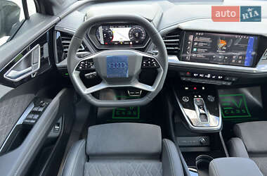 Внедорожник / Кроссовер Audi Q4 e-tron 2025 в 