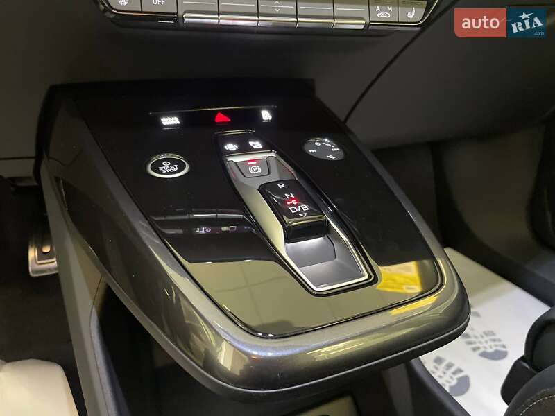 Позашляховик / Кросовер Audi Q4 e-tron 2025 в Черкасах