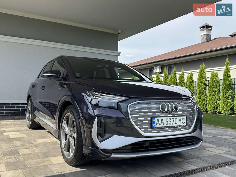 Внедорожник / Кроссовер Audi Q4 e-tron 2022 в Киеве