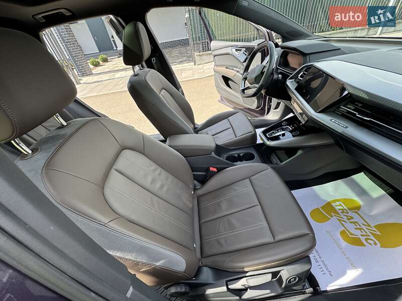 Внедорожник / Кроссовер Audi Q4 e-tron 2022 в Киеве
