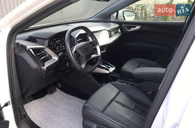 Внедорожник / Кроссовер Audi Q4 e-tron 2023 в 