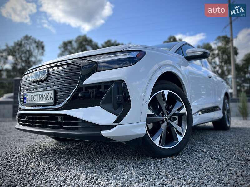 Внедорожник / Кроссовер Audi Q4 e-tron 2024 в Днепре