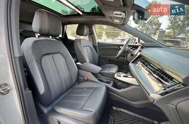 Внедорожник / Кроссовер Audi Q4 e-tron 2024 в 