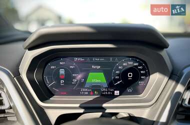 Внедорожник / Кроссовер Audi Q4 e-tron 2024 в 