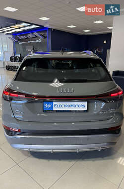 Внедорожник / Кроссовер Audi Q4 e-tron 2025 в 