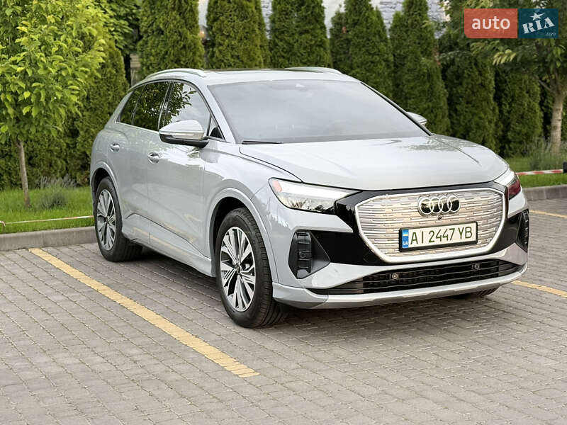 Позашляховик / Кросовер Audi Q4 e-tron 2023 в Києві