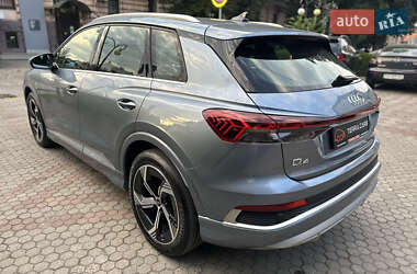 Позашляховик / Кросовер Audi Q4 e-tron 2023 в 