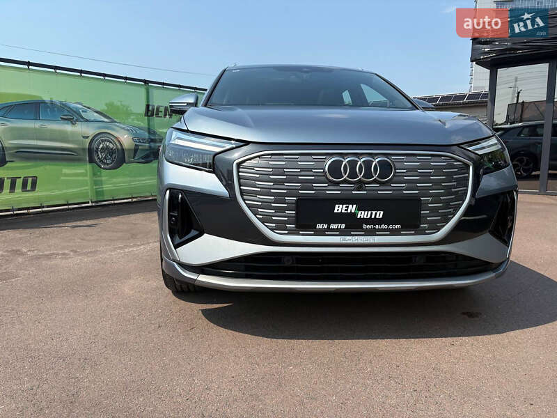 Позашляховик / Кросовер Audi Q4 e-tron 2023 в Києві