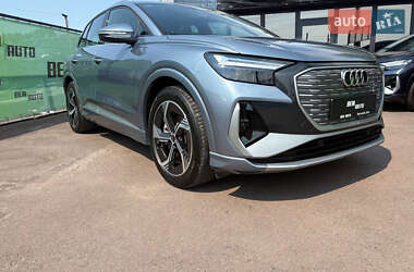 Внедорожник / Кроссовер Audi Q4 e-tron 2023 в 