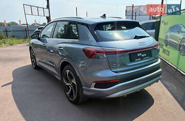 Внедорожник / Кроссовер Audi Q4 e-tron 2023 в 