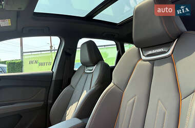 Внедорожник / Кроссовер Audi Q4 e-tron 2023 в 