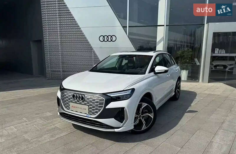 Audi Q4 e-tron 2023