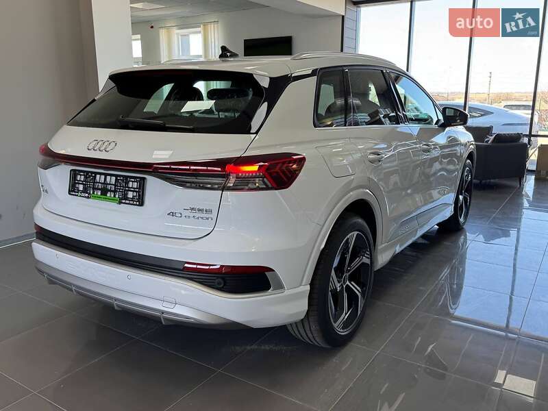 Позашляховик / Кросовер Audi Q4 e-tron 2025 в Житомирі