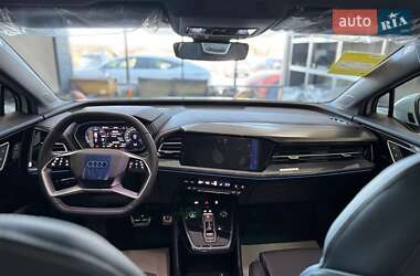 Позашляховик / Кросовер Audi Q4 e-tron 2025 в 