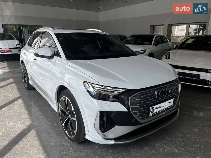 Внедорожник / Кроссовер Audi Q4 e-tron 2022 в Львове