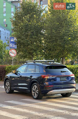 Внедорожник / Кроссовер Audi Q4 e-tron 2023 в 