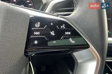 Внедорожник / Кроссовер Audi Q4 e-tron 2023 в 