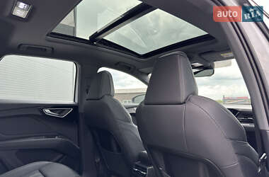 Внедорожник / Кроссовер Audi Q4 e-tron 2025 в 