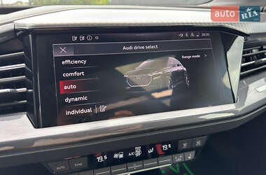 Внедорожник / Кроссовер Audi Q4 e-tron 2025 в 