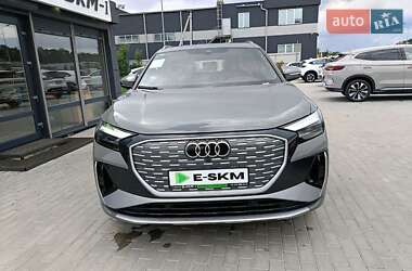 Внедорожник / Кроссовер Audi Q4 e-tron 2025 в 