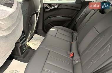 Внедорожник / Кроссовер Audi Q4 e-tron 2025 в 