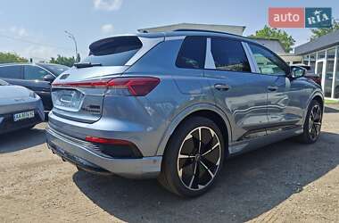 Внедорожник / Кроссовер Audi Q4 e-tron 2024 в 
