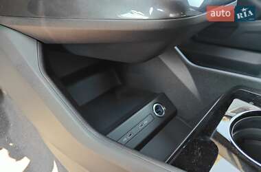 Внедорожник / Кроссовер Audi Q4 e-tron 2024 в 